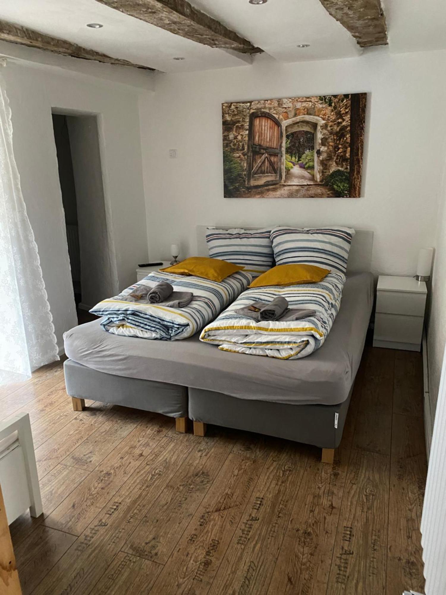 Ferienwohnung-Goldener Winkel โฮลซ์มินเดิน ภายนอก รูปภาพ
