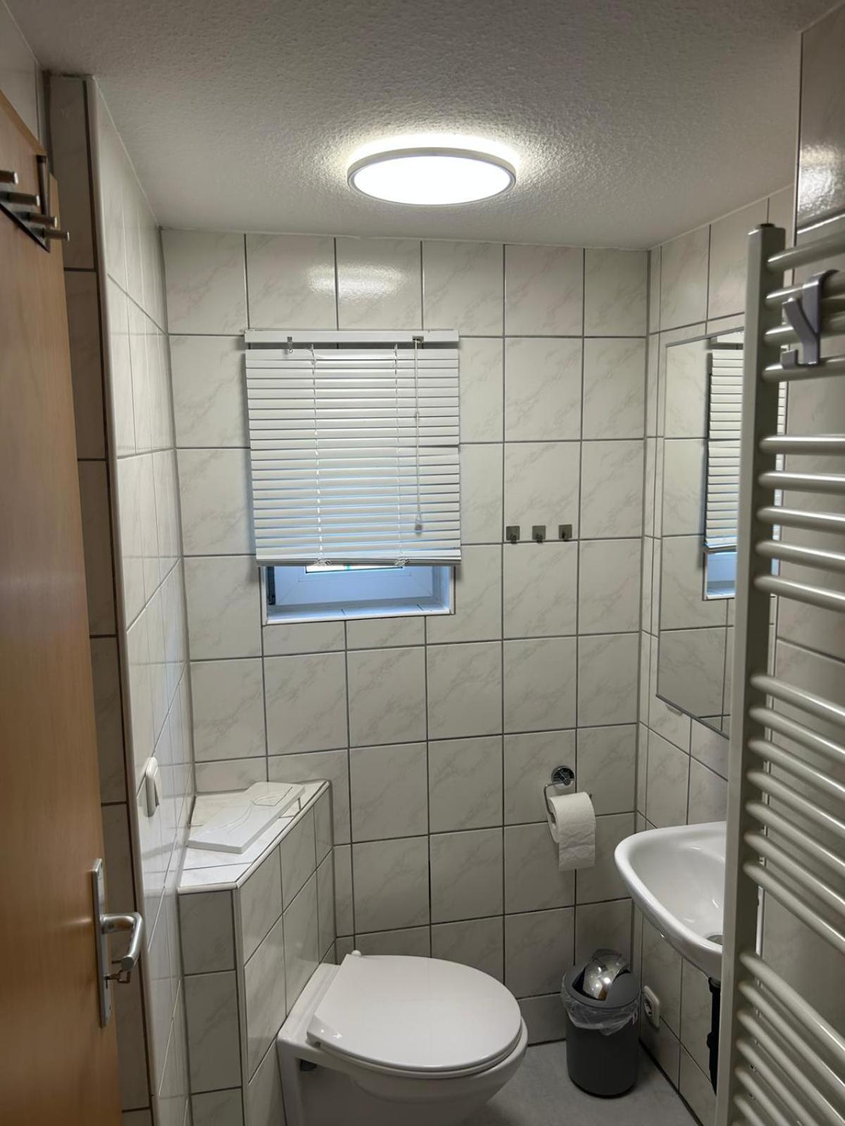 Ferienwohnung-Goldener Winkel โฮลซ์มินเดิน ภายนอก รูปภาพ