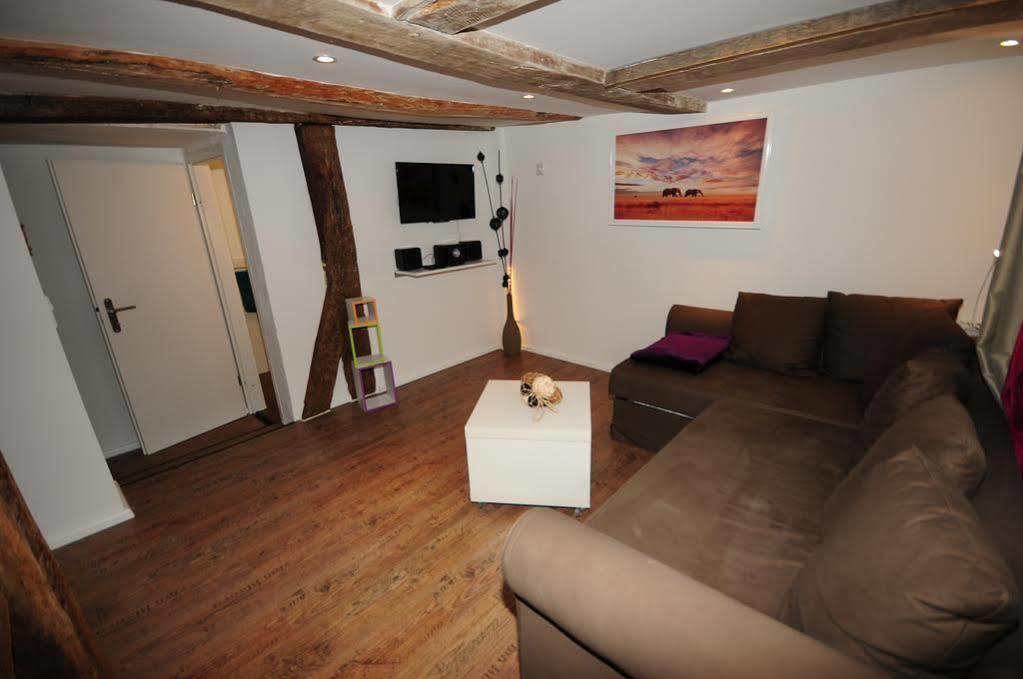 Ferienwohnung-Goldener Winkel โฮลซ์มินเดิน ภายนอก รูปภาพ